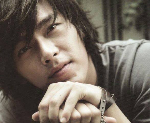 Hyun Bin Fotoğrafı