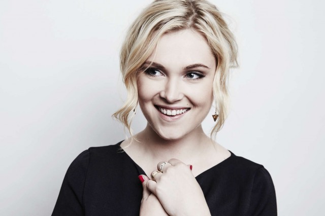 Eliza Taylor Fotoğrafları 41