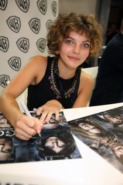 Camren Bicondova Fotoğrafı