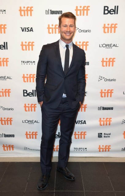 Glen Powell Fotoğrafı