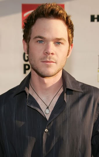 Aaron Ashmore Fotoğrafları 6