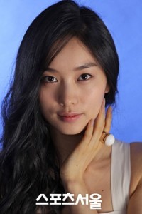 Hwang Sun-hee Fotoğrafları 5