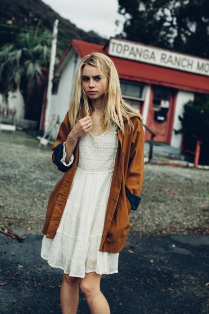 Lucy Fry Fotoğrafı