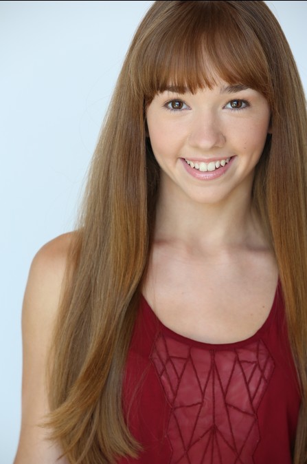 Holly Taylor Fotoğrafları 5