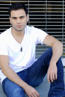 Michael Tari Fotoğrafı