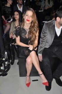 Serenay Sarıkaya Fotoğrafı