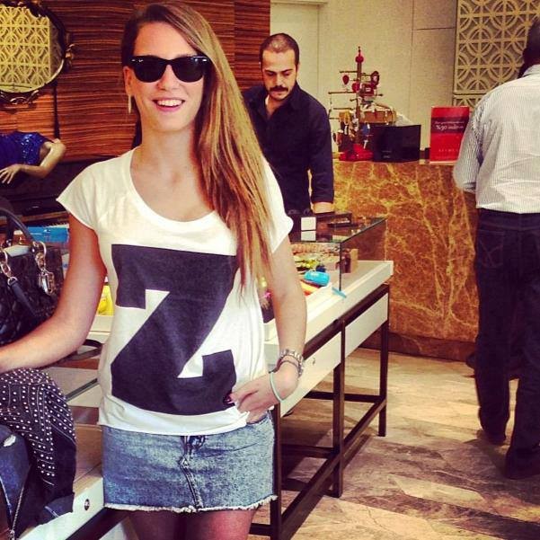 Serenay Sarıkaya Fotoğrafı