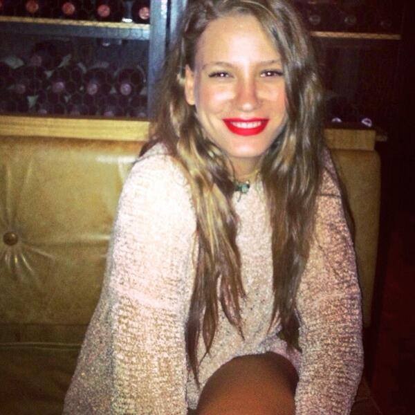 Serenay Sarıkaya Fotoğrafı