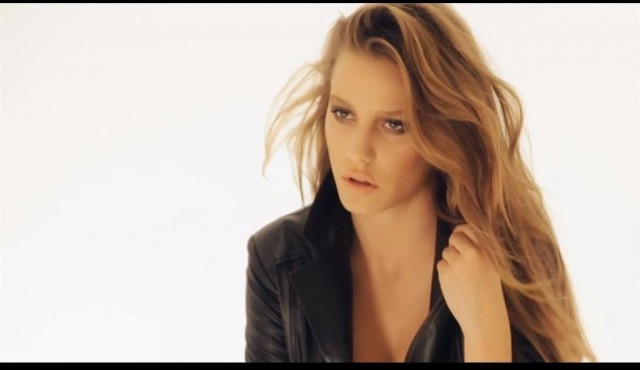 Serenay Sarıkaya Fotoğrafı