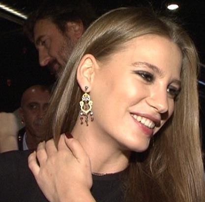 Serenay Sarıkaya Fotoğrafı