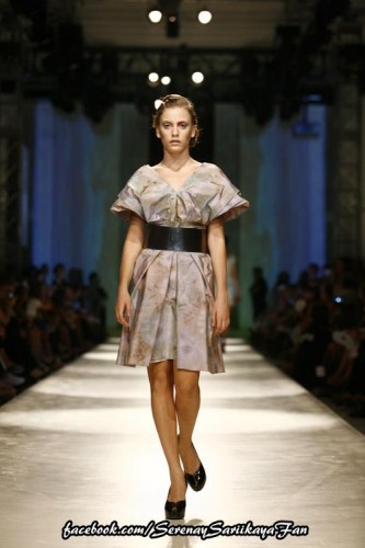 Serenay Sarıkaya Fotoğrafı