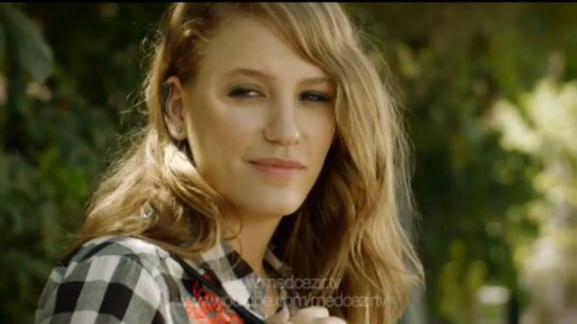 Serenay Sarıkaya Fotoğrafı