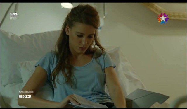 Serenay Sarıkaya Fotoğrafı