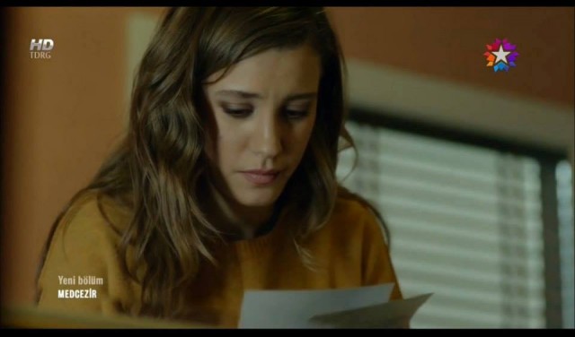 Serenay Sarıkaya Fotoğrafı