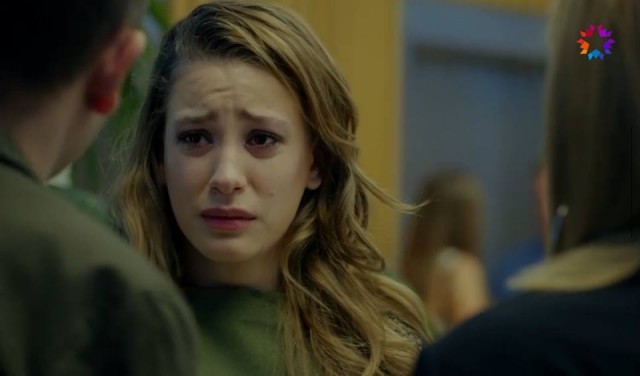 Serenay Sarıkaya Fotoğrafı