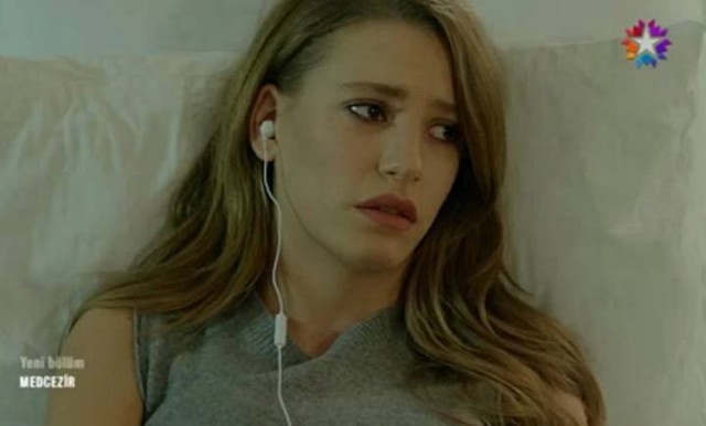 Serenay Sarıkaya Fotoğrafı