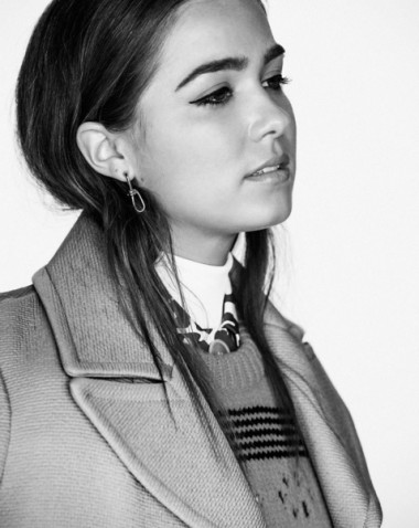 Haley Lu Richardson Fotoğrafı