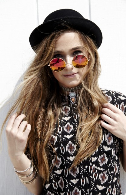 Haley Lu Richardson Fotoğrafı