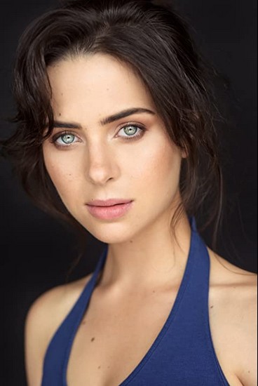 Holly Deveaux Fotoğrafları 10