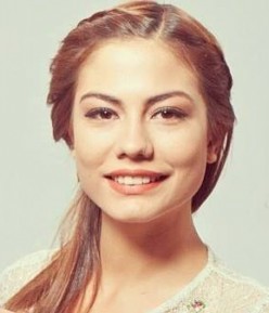 Demet Özdemir Fotoğrafları 90