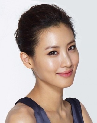 Claudia Kim Fotoğrafları 73