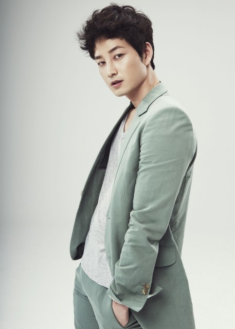 Lee Hyun-Wook Fotoğrafları 1