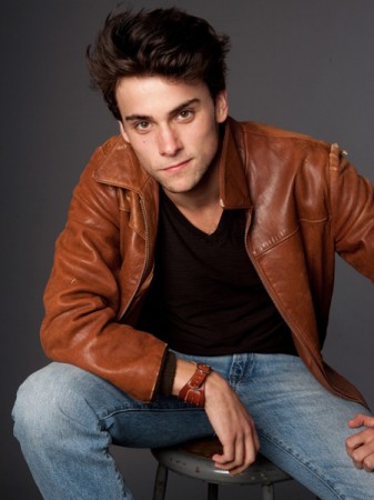 Jack Falahee Fotoğrafları 4