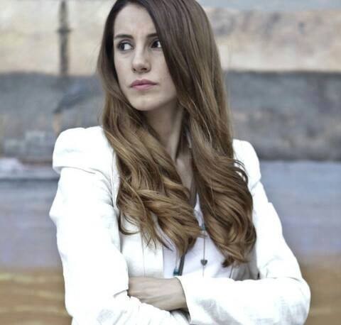 Nihal Işıksaçan fotoğrafı