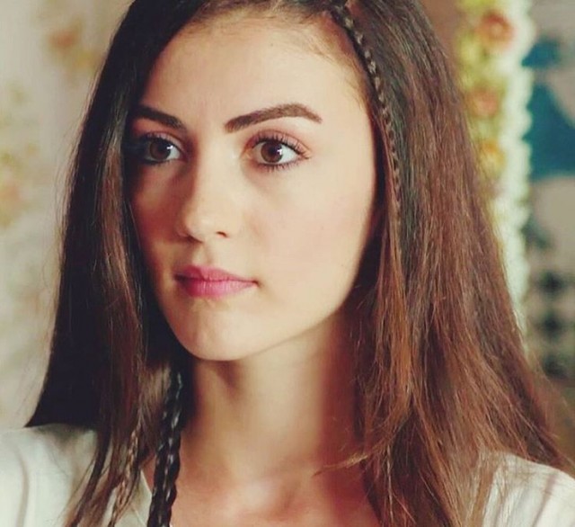 Burcu Özberk Fotoğrafı