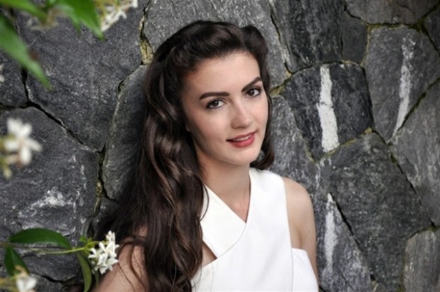 Burcu Özberk Fotoğrafı