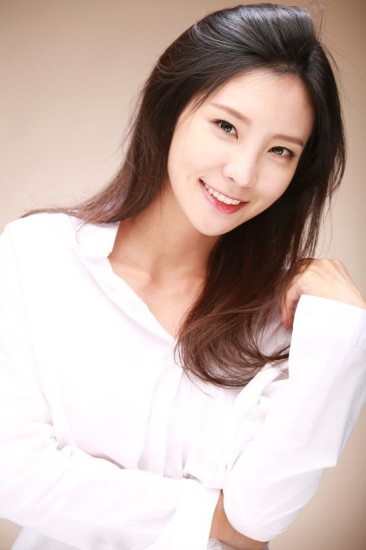 Ji Joo-Yeon Fotoğrafı