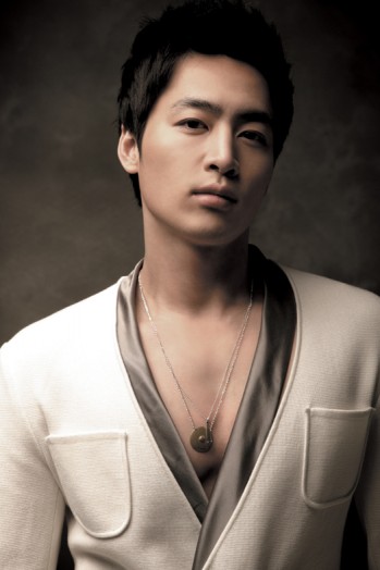 Jung Min-Jin Fotoğrafı