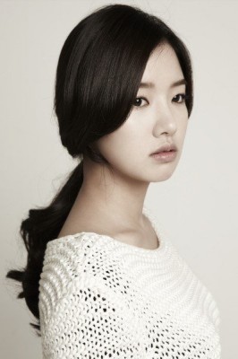 Jo Yoon-seo Fotoğrafı