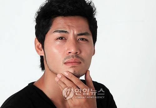 Lee Kwan-Hoon Fotoğrafı