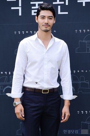 Lee Kwan-Hoon Fotoğrafı