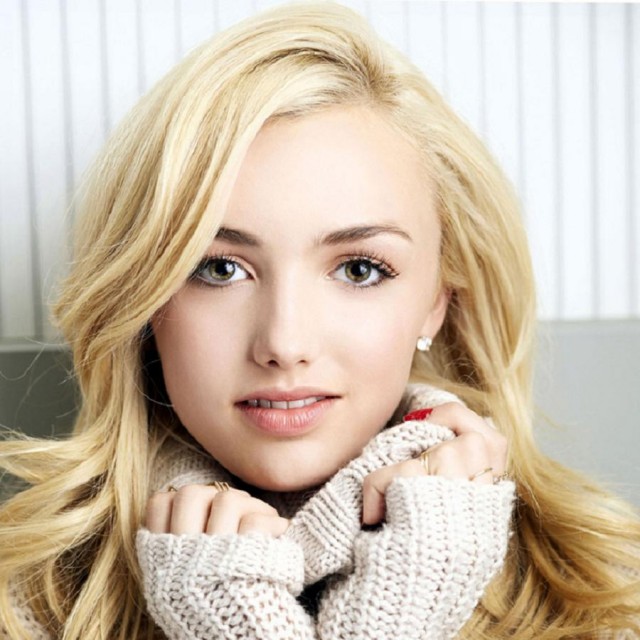 Dove Cameron Fotoğrafı