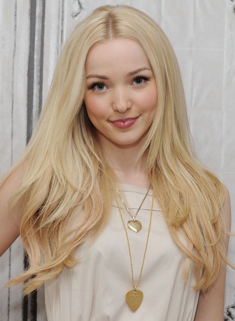 Dove Cameron Fotoğrafları 158