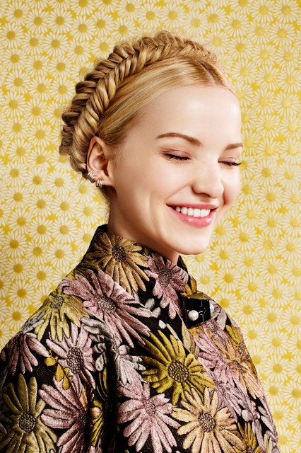 Dove Cameron Fotoğrafı