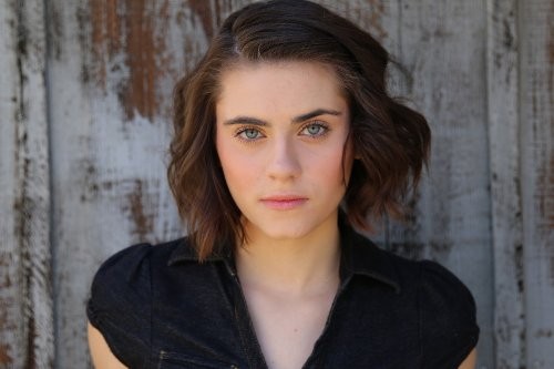 Ally Ioannides Fotoğrafları 2