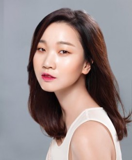 Jang Yoon-ju Fotoğrafı