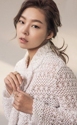 Song Hae-na Fotoğrafı