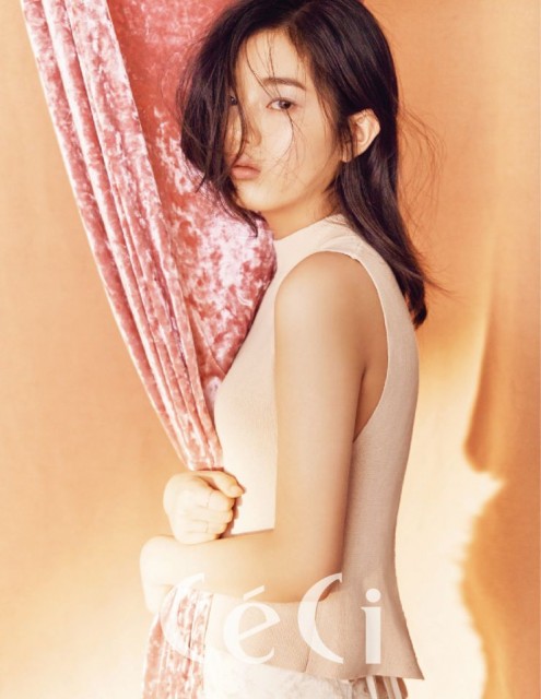 Shin Eun-Soo Fotoğrafı