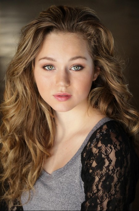 Brec Bassinger Fotoğrafları 7