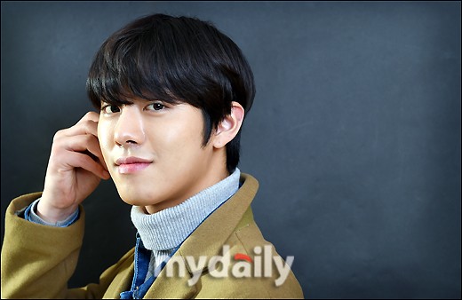 Ahn Hyo-seop Fotoğrafı