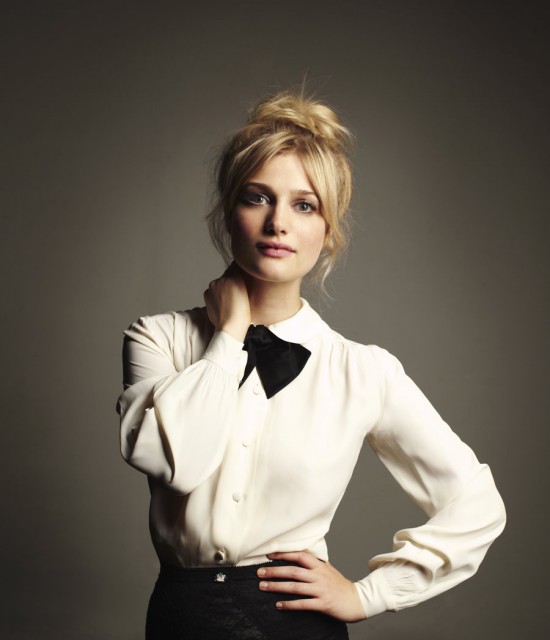 Alison Sudol Fotoğrafı