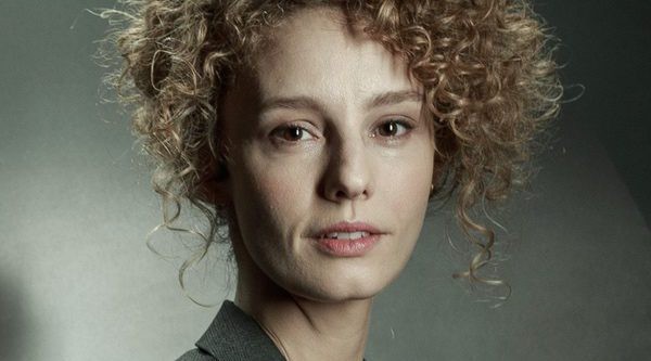 Esther Acebo Fotoğrafı