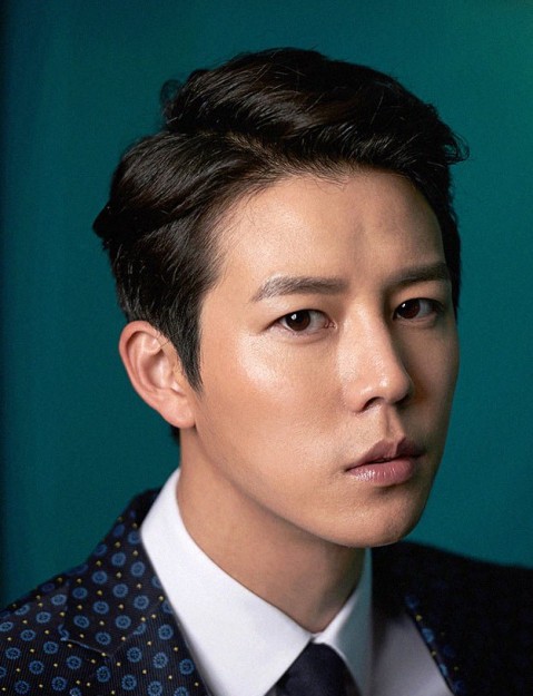 Shin Ji-hoon Fotoğrafı