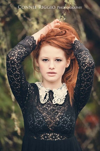 Madelaine  Petsch Fotoğrafı