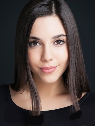 Pelin Uluksar Fotoğrafı