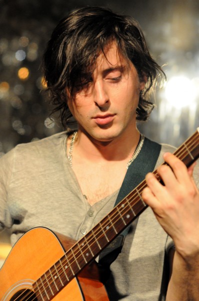 Carl  Barât Fotoğrafları 1